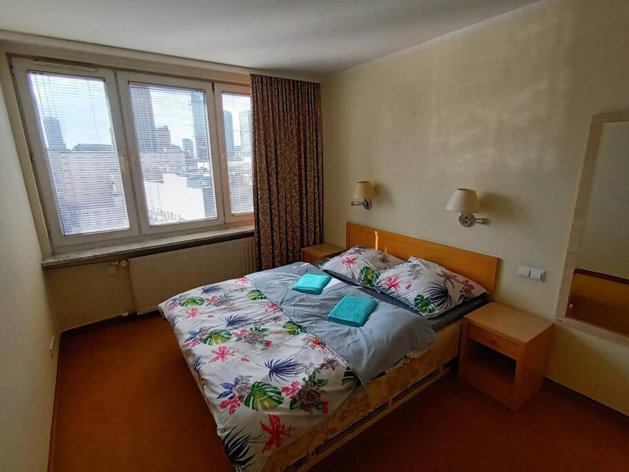 10Q - Z6 Apartament 1001 Varsavia Esterno foto